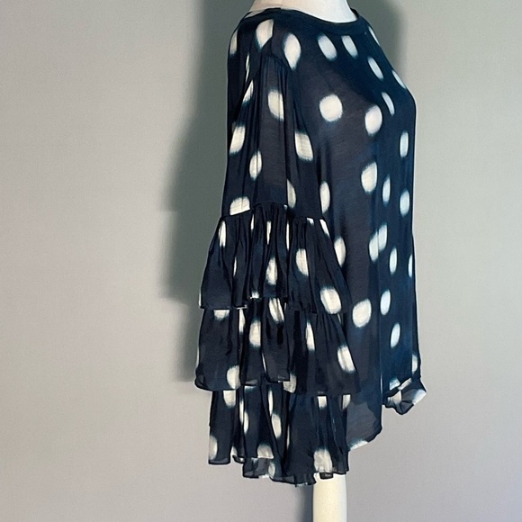 Chico's Size 2 Sheer Navy/Big White Polka Dots, Multi-Tiered Gathered Sleeves - Picture 12 of 16